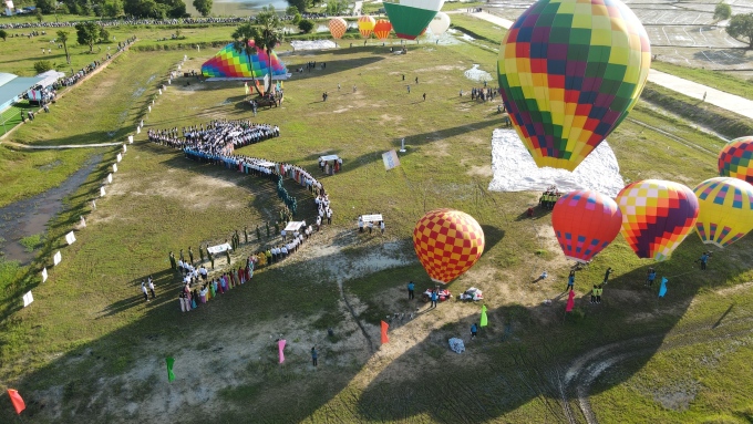 Lễ hội khinh khí cầu tại Tri Tôn (An Giang) năm 2022. Ảnh: Ngọc Tài