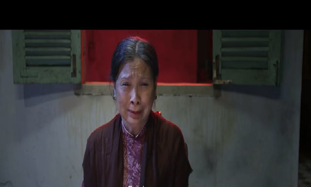 Nghệ sĩ Kim Xuân khóc nức nở trong trailer 'Có căn nhà nằm nghe nắng mưa'