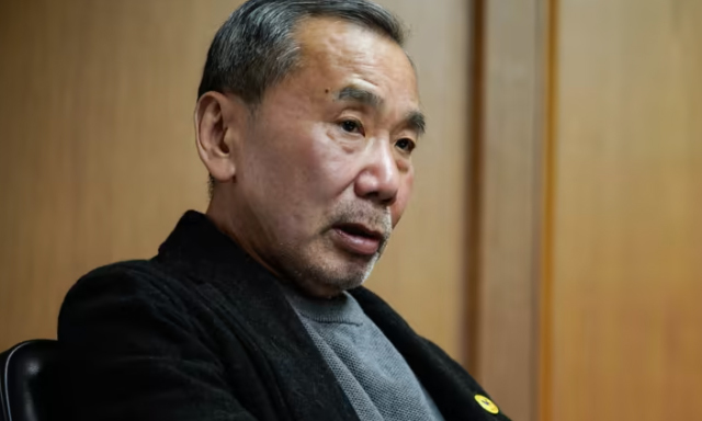 Nhà văn Haruki Murakami. Ảnh: Kenji Sugano/Shinchosha Publishing